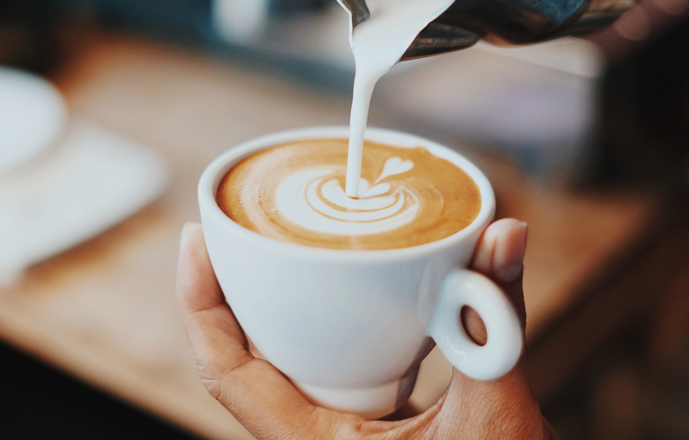 Simple Tips for Decorating Coffee Drinks and Cocktails